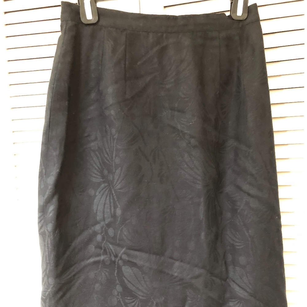 Liz Claiborne Black on Black Floral Print Linen Blend Lined Pencil Skirt Small